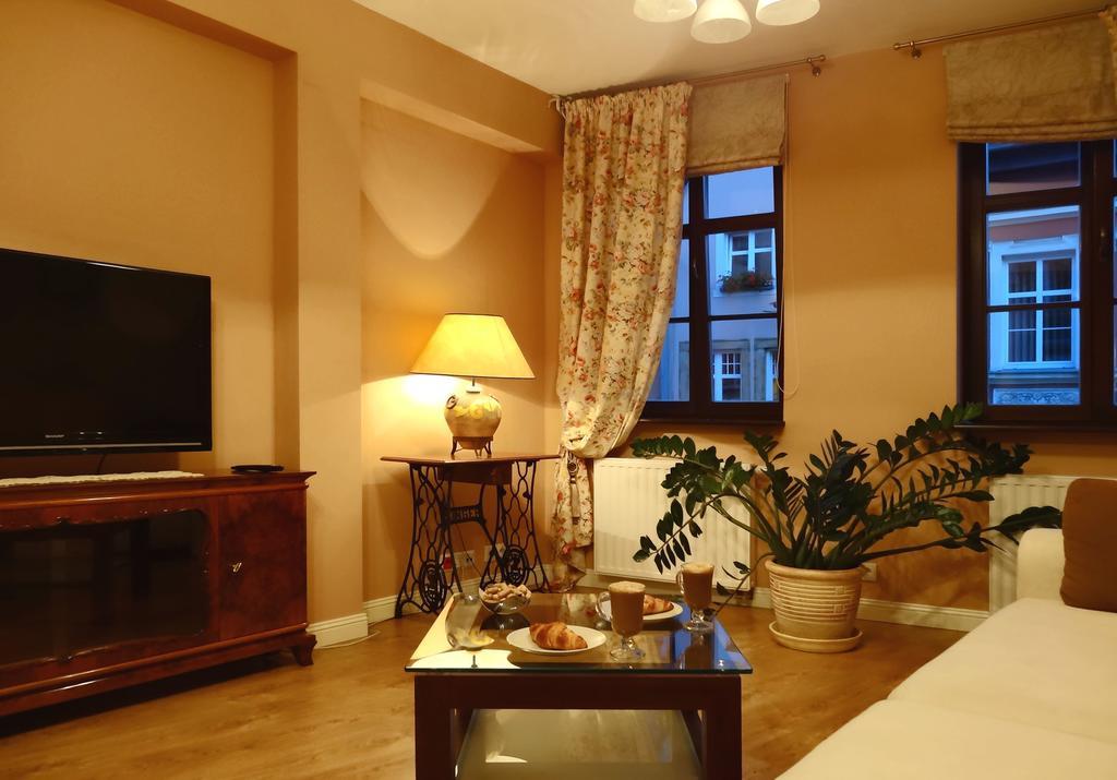 Apartamenty Centrum Villa Perla Jelenia Gora Room photo
